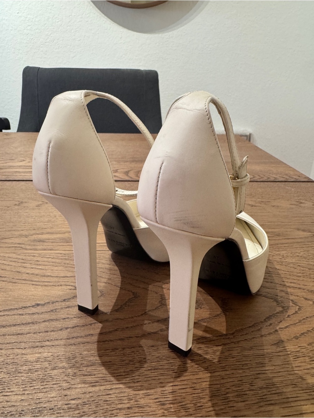 Givenchy White Charm-Detail Ankle Strap Pumps Heels Size 7 Made in Italy - Picture 9 of 13